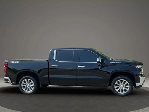 Used 2019 Chevrolet Silverado 1500 LTZ w/ LTZ Premium Package AWD/4WD image 6