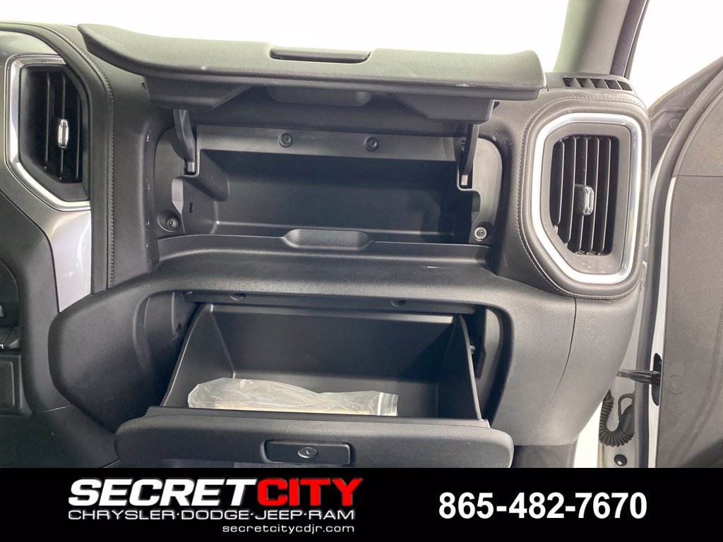 Used 2020 Chevrolet Silverado 1500 LT w/ Convenience Package AWD/4WD image 31