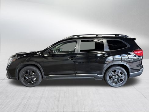 Certified 2025 Subaru Ascent Bronze Edition AWD/4WD image 4