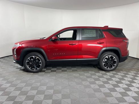 New 2026 Chevrolet Equinox LT w/ Convenience Package II FWD image 2