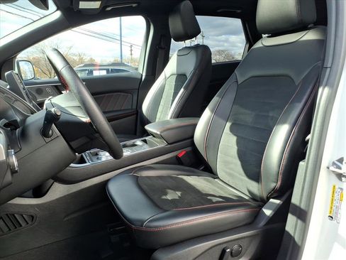 Certified 2024 Ford Edge ST-Line image 20