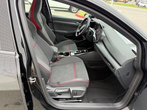 New 2026 Volkswagen GTI SE FWD image 21