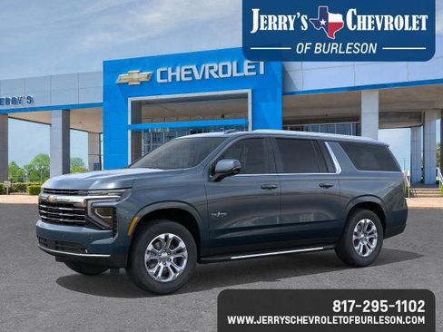 New 2026 Chevrolet Suburban LT image 2