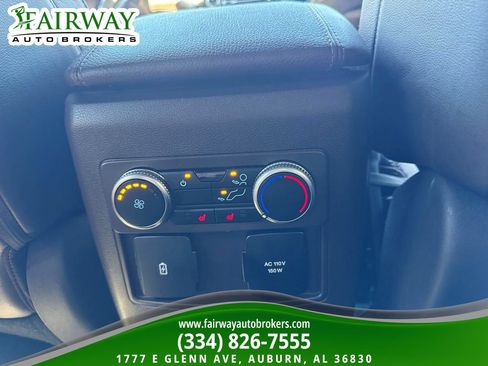 Used 2023 Ford Explorer King Ranch w/ Technology Package AWD/4WD image 28