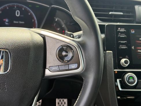Used 2020 Honda Civic Sport image 14