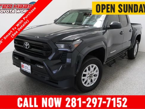 Certified 2025 Toyota Tacoma SR5 AWD/4WD image 1