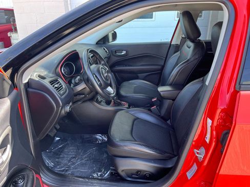 Used 2017 Jeep Compass Trailhawk image 20