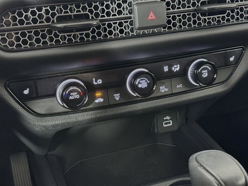 Certified 2024 Honda HR-V Sport image 15