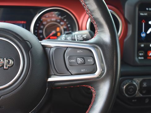 Used 2022 Jeep Wrangler Unlimited Rubicon w/ LED Lighting Group image 14