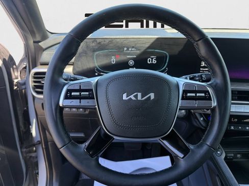 Used 2025 Kia Telluride EX X-Line AWD/4WD image 17