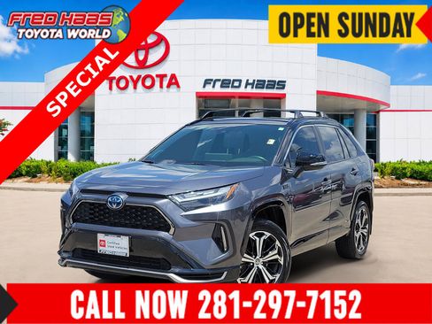 Used 2023 Toyota RAV4 XSE w/ Weather Package AWD/4WD image 1