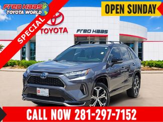 Used 2023 Toyota RAV4 XSE w/ Weather Package AWD/4WD video 1