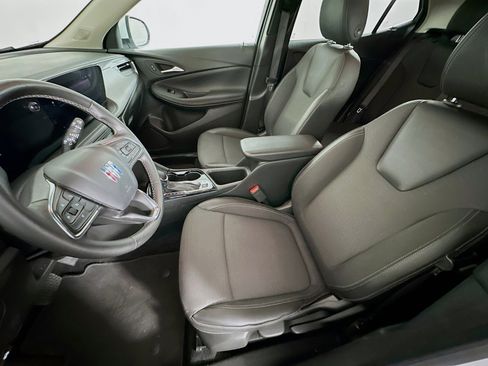 Used 2025 Buick Encore GX Preferred image 13