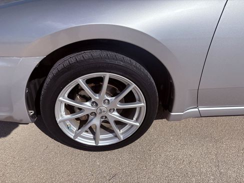 Used 2012 Mitsubishi Galant ES FWD image 12