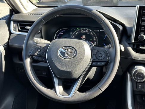 Used 2020 Toyota RAV4 Limited image 25