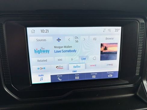 Used 2023 Ford Bronco Badlands image 14