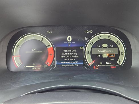 Used 2025 Toyota Highlander XSE AWD/4WD image 18