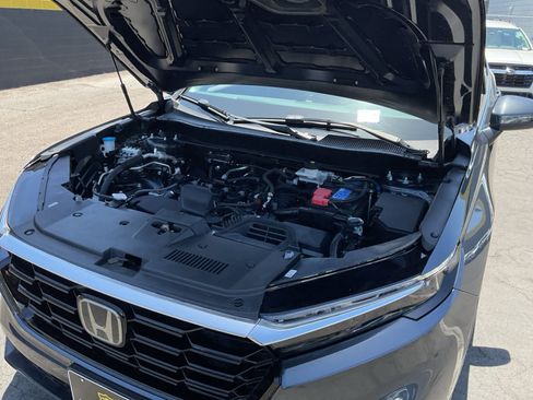 Used 2024 Honda CR-V EX image 23