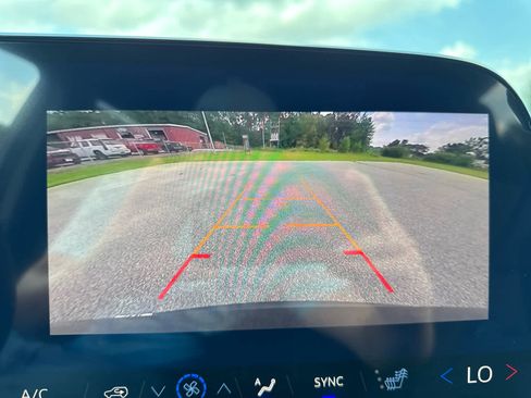 New 2026 Chevrolet Traverse LT image 24