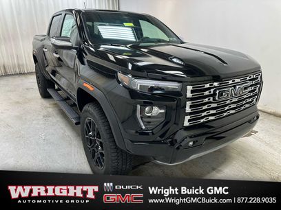 New 2026 GMC Canyon Denali w/ LPO, Denali Black Edition
