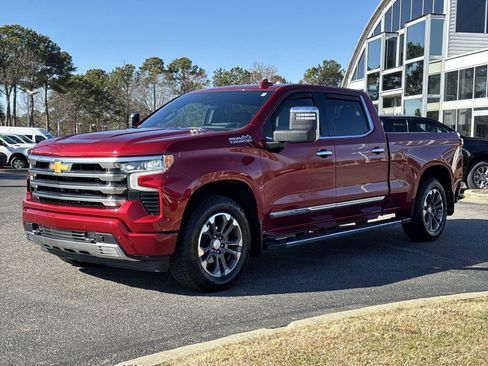 Used 2023 Chevrolet Silverado 1500 High Country w/ Technology Package AWD/4WD image 5