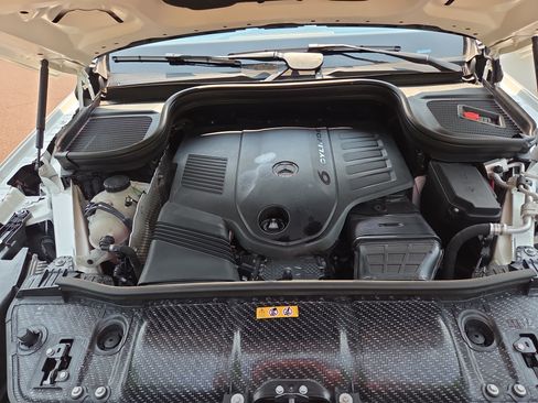 Used 2022 Mercedes-Benz GLS 450 4MATIC image 34