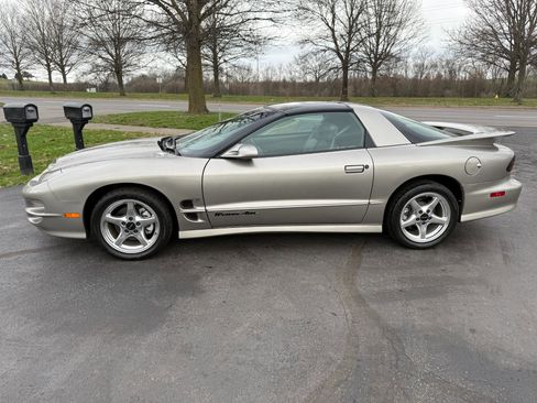 Used 1999 Pontiac Firebird Formula image 7