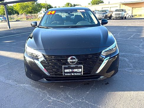 Used 2024 Nissan Sentra SV FWD image 5