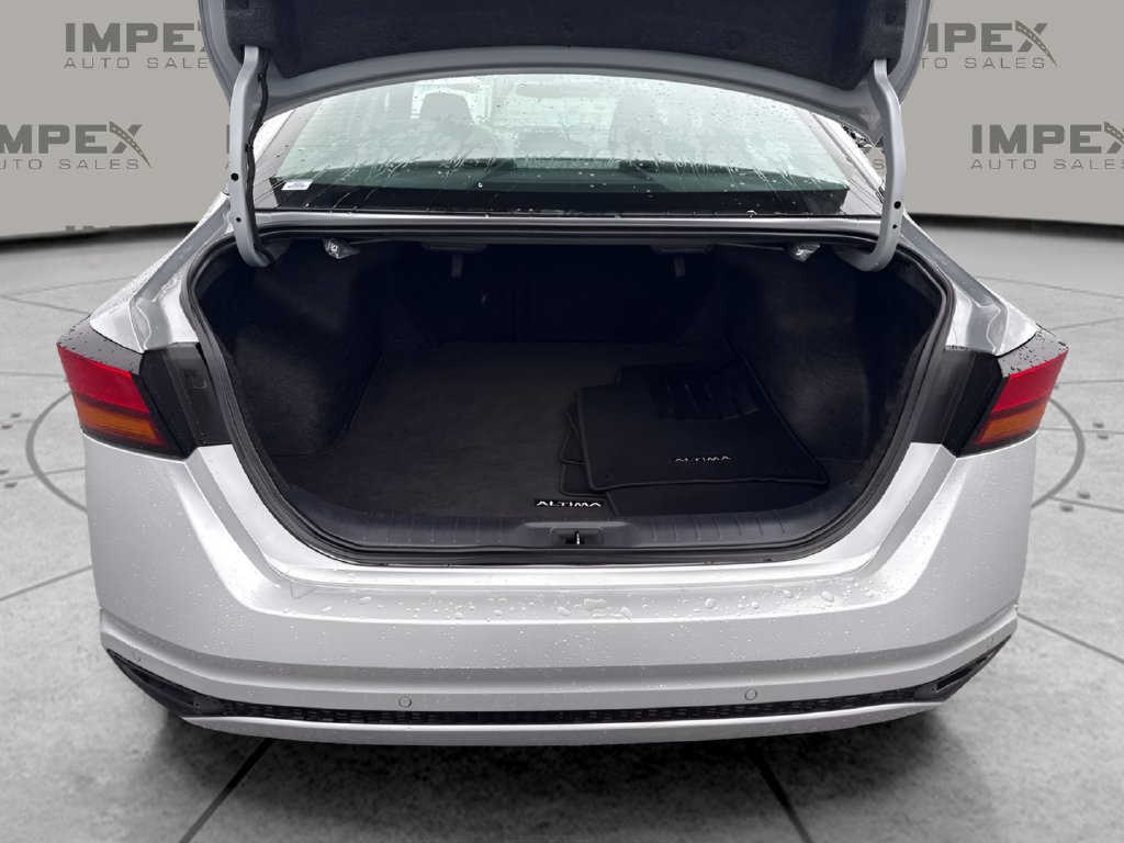 Used 2025 Nissan Altima 2.5 SV FWD image 23