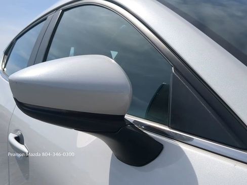 Used 2023 MAZDA MAZDA3 s image 12