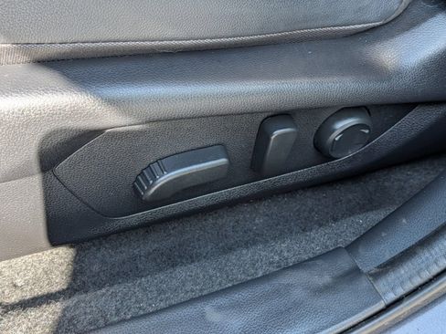 Certified 2024 Subaru Crosstrek 2.5i Limited w/ Crosstrek Mirror Package AWD/4WD image 18