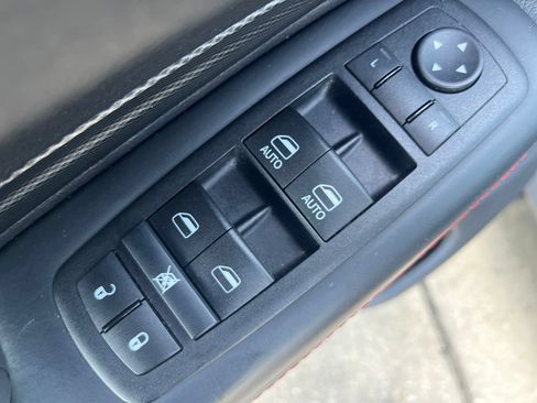 Used 2024 Dodge Durango GT AWD/4WD image 13