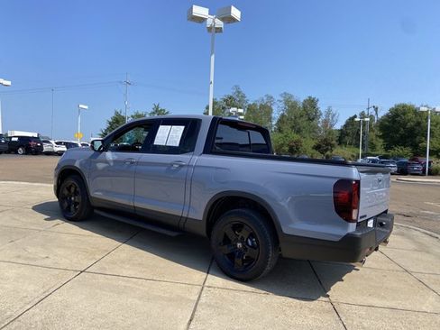 Used 2026 Honda Ridgeline Black Edition image 8