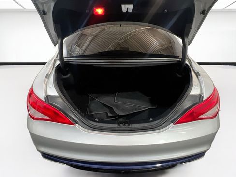 Used 2019 Mercedes-Benz CLA 250 image 18