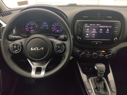 Used 2022 Kia Soul LX w/ Technology Package FWD image 22