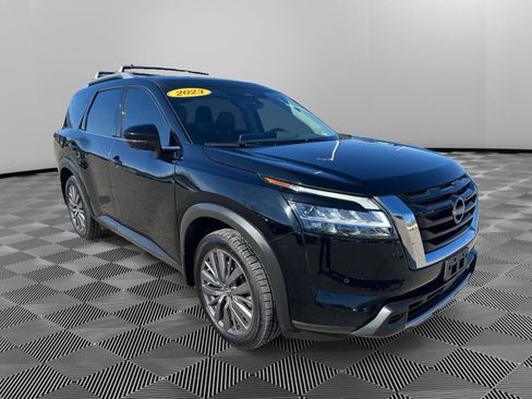 Used 2023 Nissan Pathfinder SL w/ SL Premium Package image 9