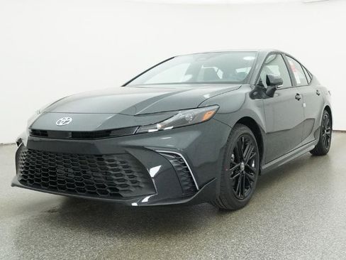 New 2026 Toyota Camry SE FWD image 19