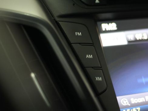 Used 2016 Hyundai Veloster Turbo FWD image 24