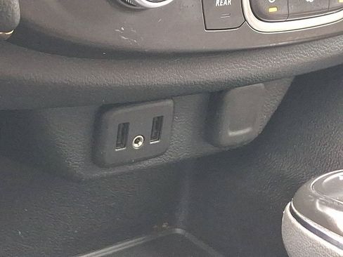 Used 2018 Chevrolet Traverse LS AWD/4WD image 25
