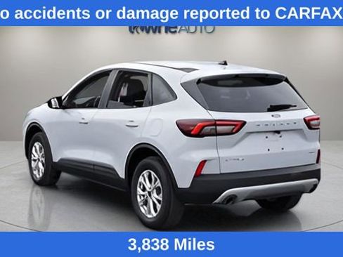 Used 2025 Ford Escape Active w/ Cold Weather Package AWD/4WD image 3