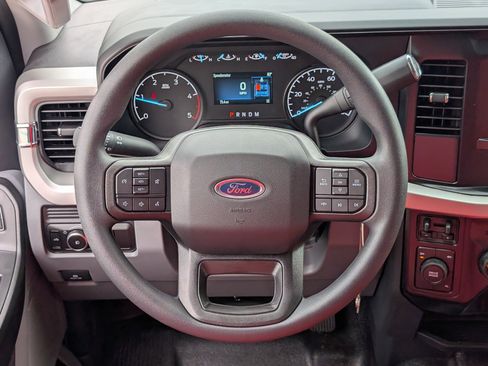 New 2026 Ford F450 XL w/ 360-Degree Camera Package AWD/4WD image 13