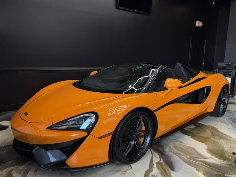 Used 2018 McLaren 570S Spider RWD image 2