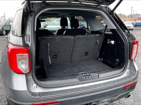 Used 2023 Ford Explorer XLT w/ Equipment Group 202A image 20