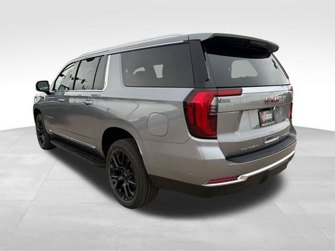 New 2026 GMC Yukon XL Elevation AWD/4WD image 5