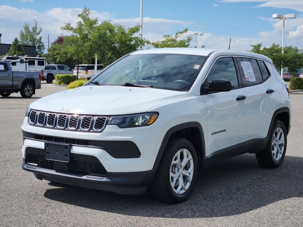 Used 2024 Jeep Compass Sport AWD/4WD image 32