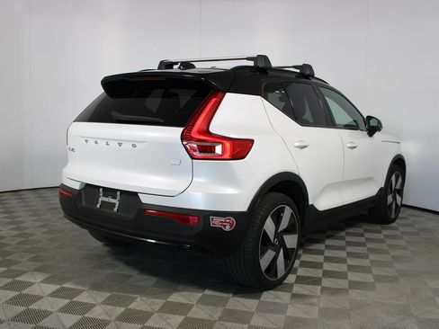 Used 2023 Volvo XC40 Recharge Ultimate AWD/4WD image 36