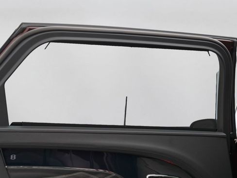 New 2026 Bentley Bentayga Extended Wheelbase AWD/4WD image 18