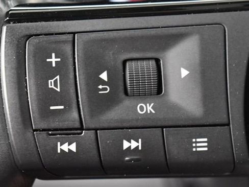 Used 2023 Nissan Pathfinder Platinum AWD/4WD image 26
