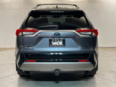Used 2023 Toyota RAV4 XSE AWD/4WD image 5