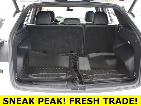 Used 2020 Volkswagen Atlas Cross Sport SEL AWD/4WD image 28